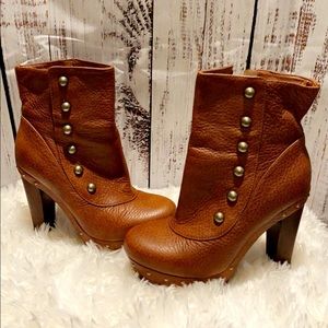 UGG Leather platform booties Gorgeous !!
